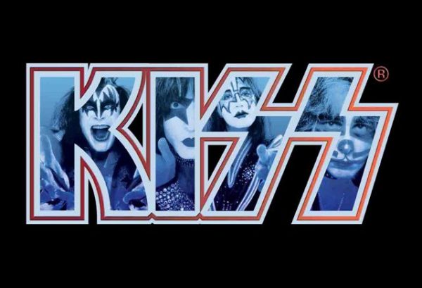 Kiss - Monochrome